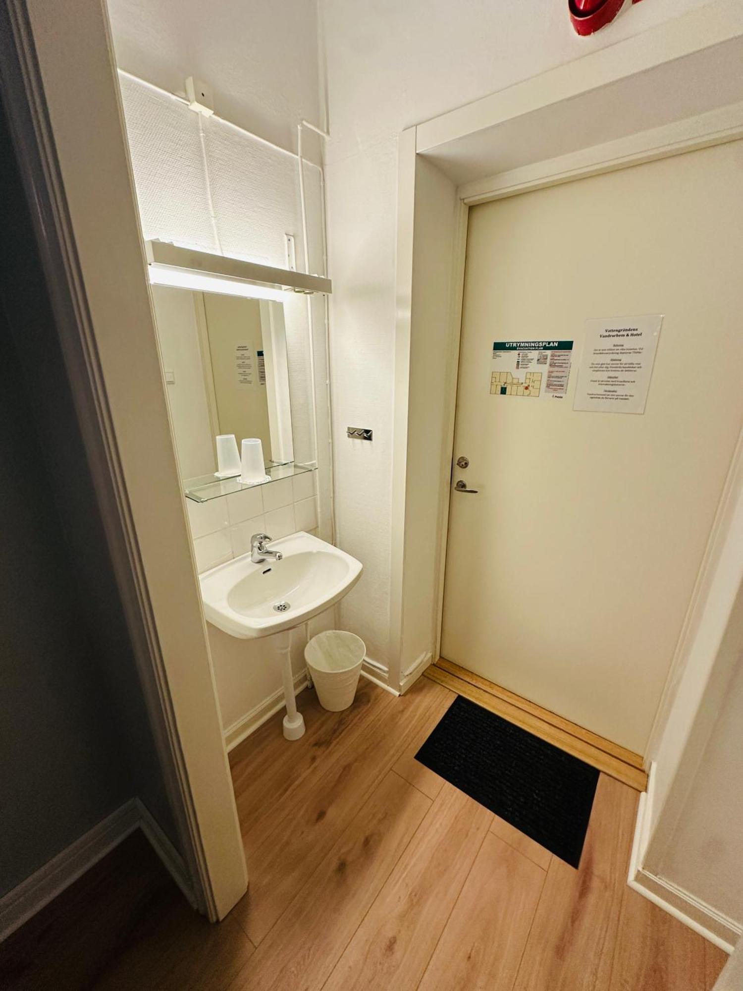 Vattengraendens Vandrarhem & Hotel Norrkoping Bilik gambar